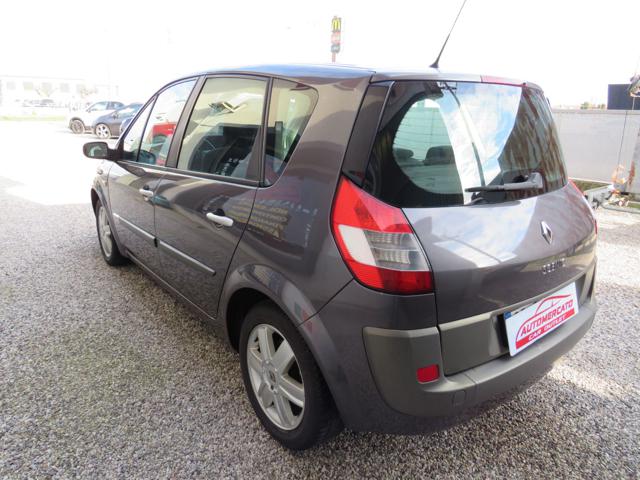 RENAULT Scenic usata, con Airbag