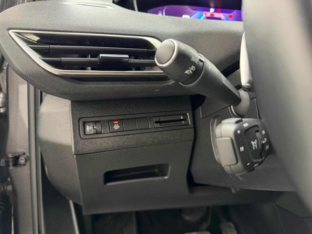 PEUGEOT 3008 usata 25