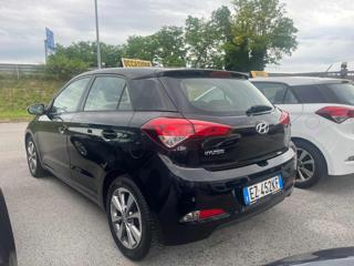 HYUNDAI i20 usata, con Airbag laterali