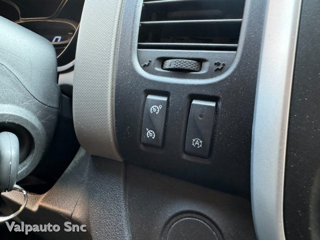 RENAULT Trafic usata, con Bracciolo