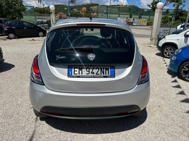 LANCIA Ypsilon usata, con Autoradio