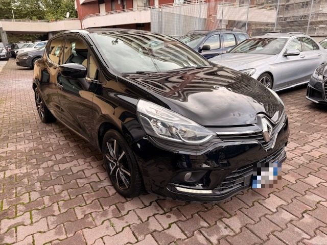 RENAULT Clio usata, con Airbag laterali