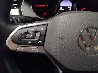 VOLKSWAGEN Passat usata, con Frenata d