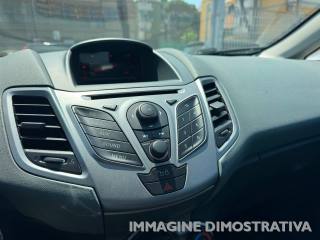 FORD Fiesta usata, con Fari Xenon