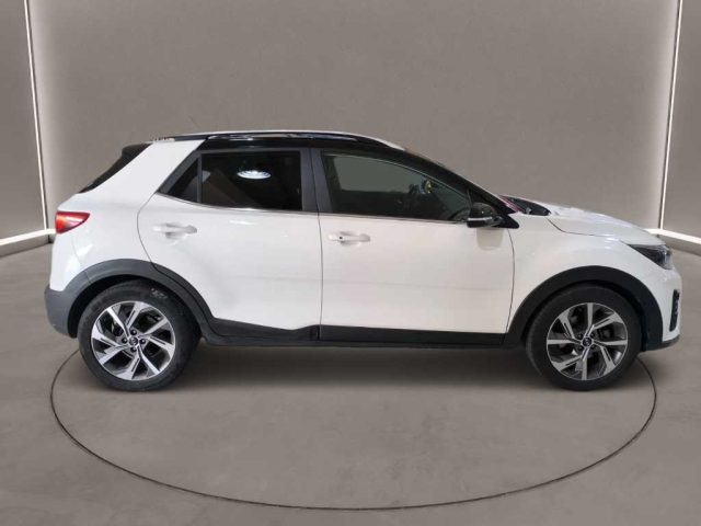 KIA Stonic usata, con Autoradio