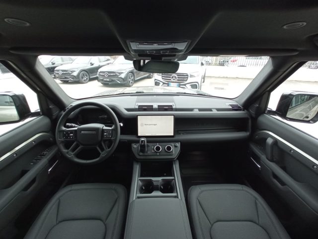 LAND ROVER Defender usata, con Boardcomputer