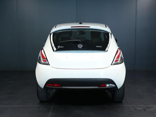 LANCIA Ypsilon usata, con Airbag laterali