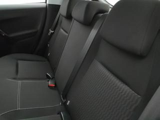 PEUGEOT 208 usata, con Sedile posteriore sdoppiato