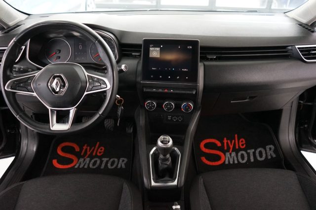 RENAULT Clio usata, con Autoradio