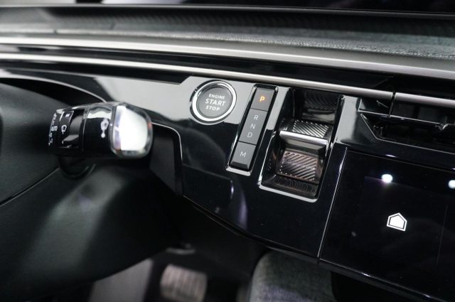 PEUGEOT 3008 usata, con Cruise Control