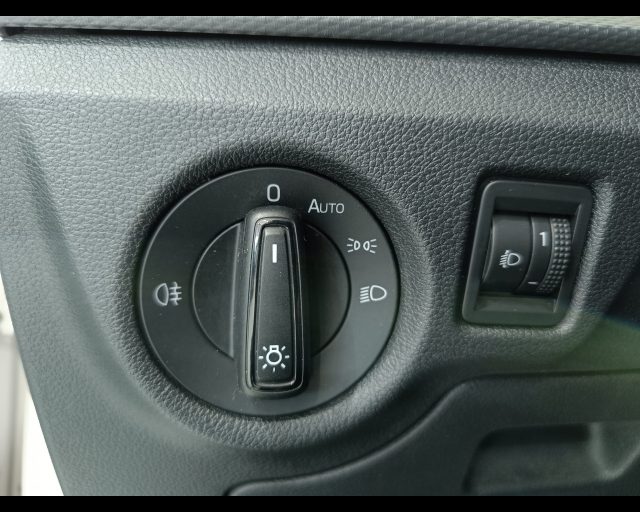 SKODA Kamiq usata, con Frenata d
