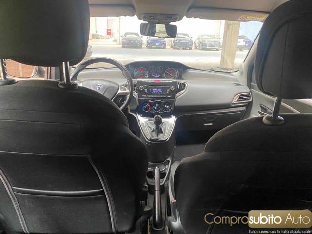 LANCIA Ypsilon usata 32