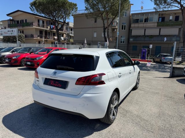 PEUGEOT 308 usata, con Autoradio
