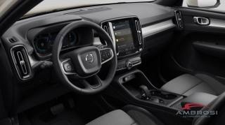 VOLVO XC40 usata 8