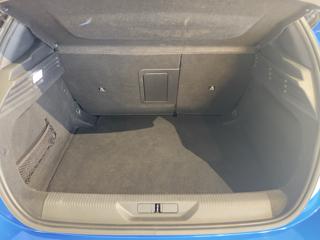 PEUGEOT 308 usata, con Sedile posteriore sdoppiato
