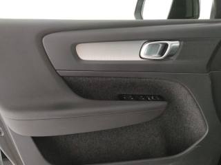 VOLVO XC40 usata, con Controllo automatico clima