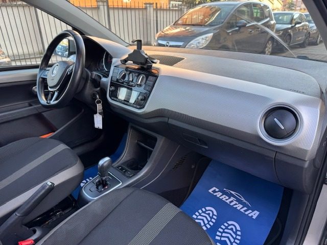 VOLKSWAGEN up! usata, con Climatizzatore