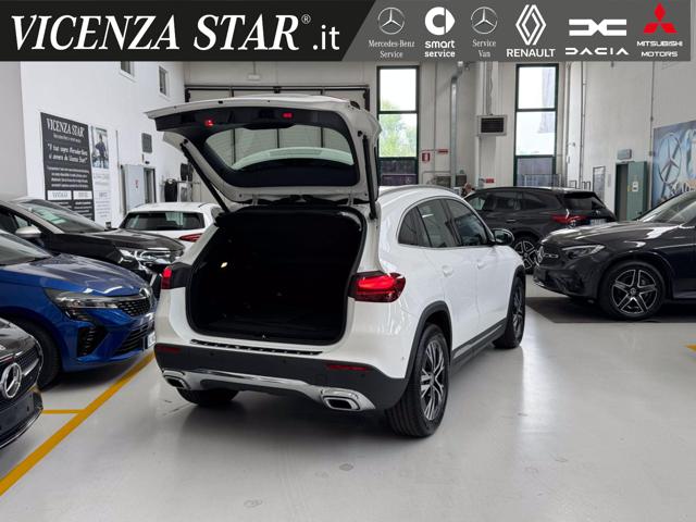 MERCEDES-BENZ GLA 180 usata, con Filtro antiparticolato