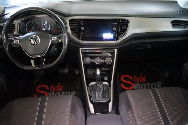 VOLKSWAGEN T-Roc usata, con Autoradio