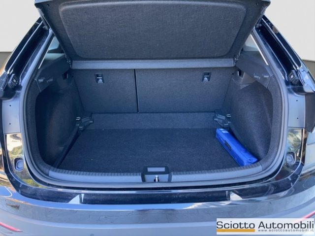 VOLKSWAGEN Taigo usata, con Bracciolo