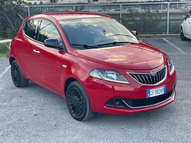 LANCIA Ypsilon usata, con Airbag