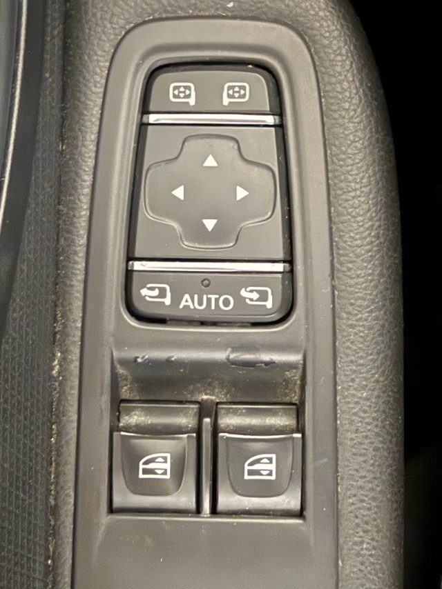 RENAULT Clio usata 19