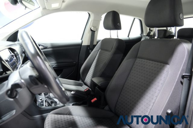 VOLKSWAGEN T-Cross usata, con Autoradio