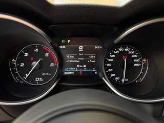 ALFA ROMEO Stelvio usata, con Volante in pelle