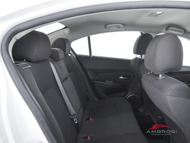 CHEVROLET Cruze usata 10