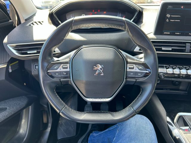 PEUGEOT 3008 usata, con Climatizzatore