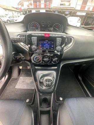 LANCIA Ypsilon usata, con Sensori di parcheggio posteriori