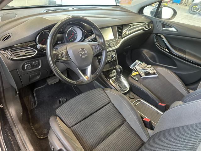 OPEL Astra usata, con Park Distance Control