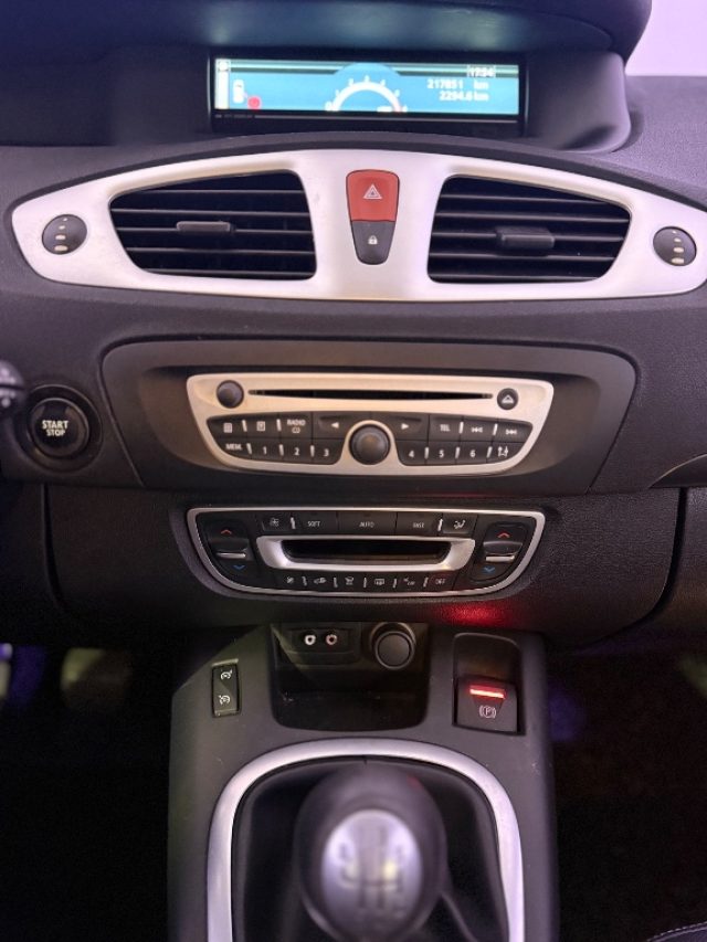 RENAULT Scenic usata 16