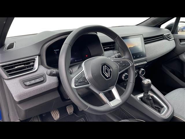 RENAULT Clio usata, con Controllo automatico clima