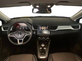 RENAULT Captur usata 8