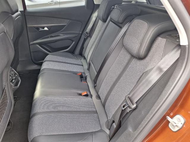 PEUGEOT 3008 usata, con Climatizzatore