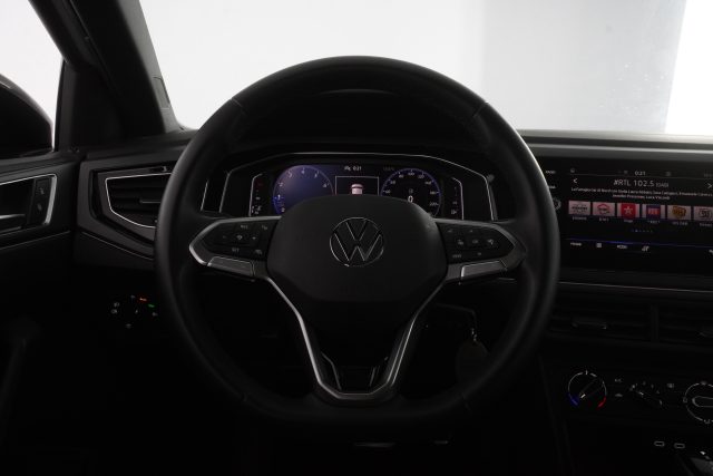 VOLKSWAGEN Taigo usata 11