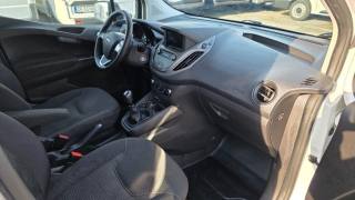 FORD Transit Courier usata, con USB