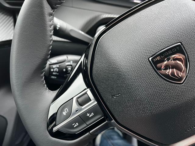 PEUGEOT 2008 usata, con Autoradio
