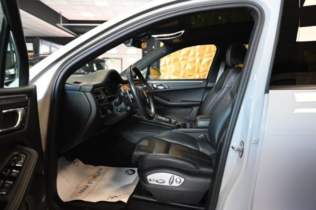 PORSCHE Macan usata 22