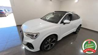 AUDI Q3 SPB 35 TDI S tronic Identity Black + Tetto