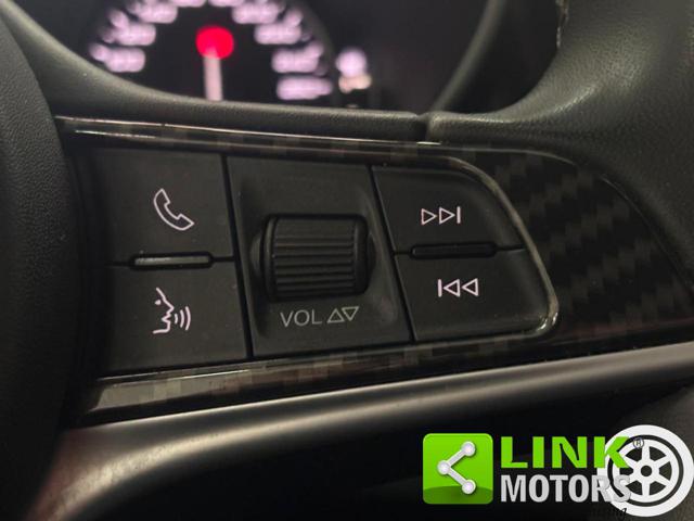 ALFA ROMEO Giulia usata, con USB
