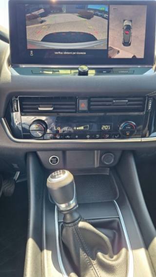 NISSAN Qashqai usata, con Climatizzatore