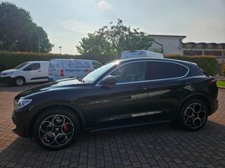 ALFA ROMEO Stelvio usata, con Autoradio