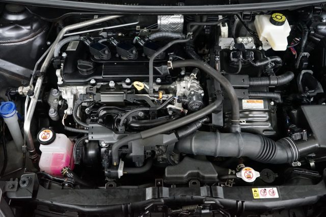 TOYOTA Yaris usata 37