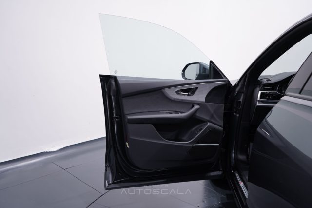 AUDI Q8 usata, con Chiusura centralizzata