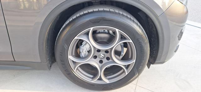ALFA ROMEO Stelvio usata, con Chiusura centralizzata