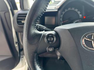 TOYOTA iQ usata 39