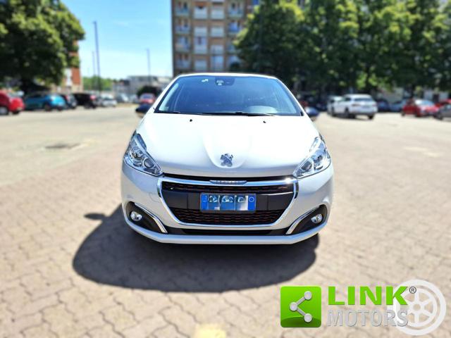 PEUGEOT 208 usata, con Fendinebbia