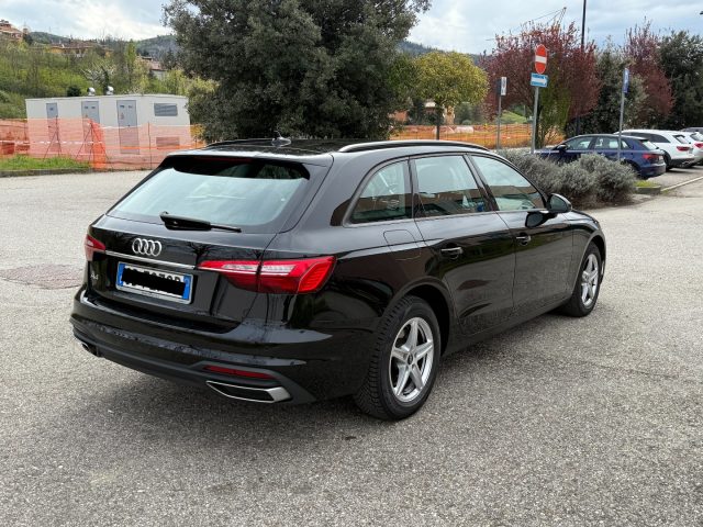 AUDI A4 usata, con Autoradio